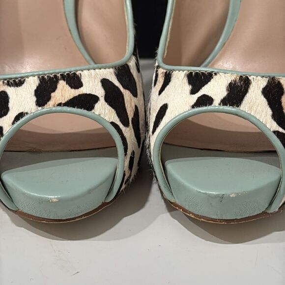 Women’s Heels - Picture 8 of 12